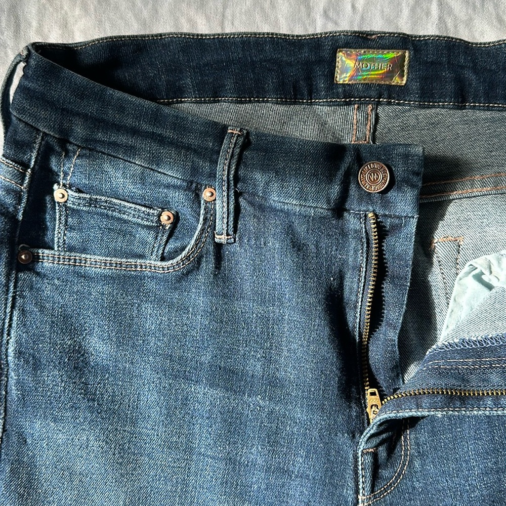 Mother Jeans Looker Ankle Fray Style 1431-383